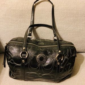 Coach black leather patent shoulder bag